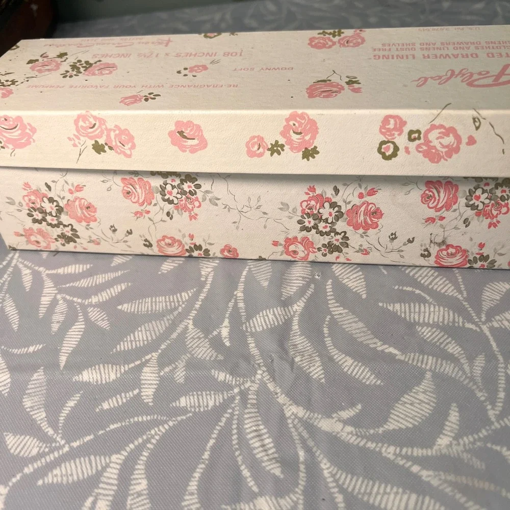 Vtg Polyfab Scented Drawer Lining Karen Carson Creations‎ Cherub Floral 108x17.5